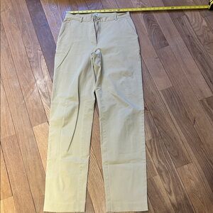 L.L. Bean Beige Casual Trousers. Women’s size 6 tall. 💜BOGO item!!